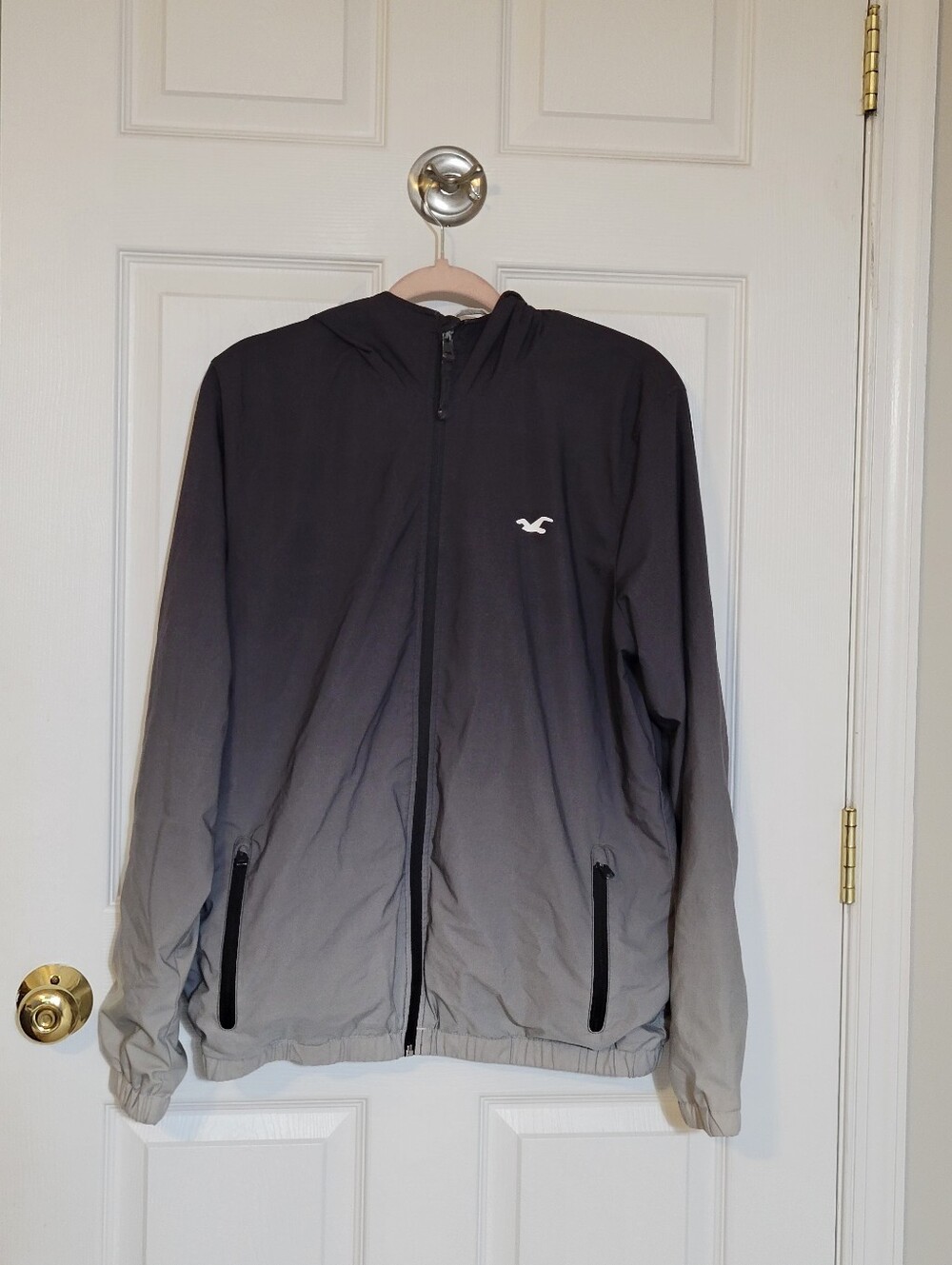 Hollister Epic Flex Ombre Men's Hooded Windbreaker Jacket Charcoal Gray Size L